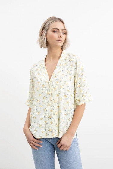 Parker Shirt Yellow Lily Flower