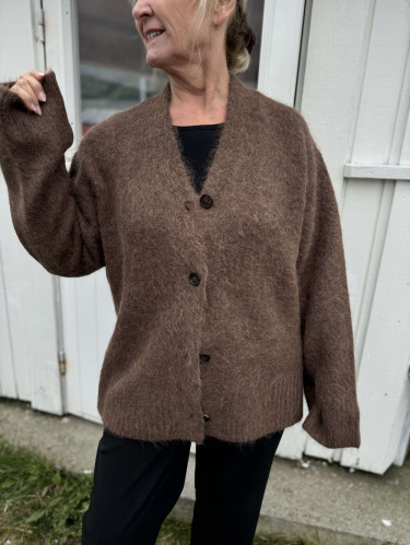 Fure Fluffy Cardigan Brown