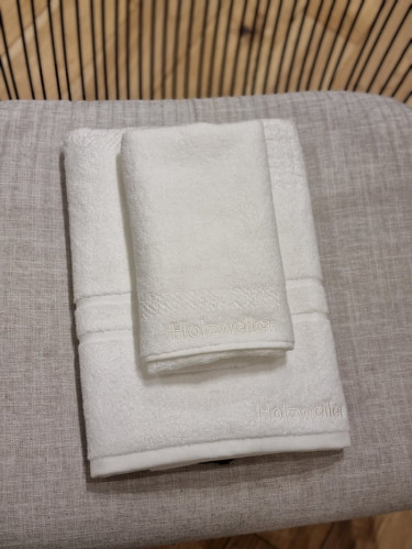 Holzweiler Towel 70x140 white