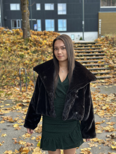 Yoneko Short Coat Black