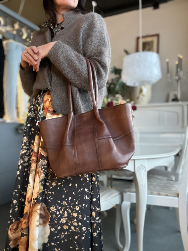 Mane Small Woodsmoke