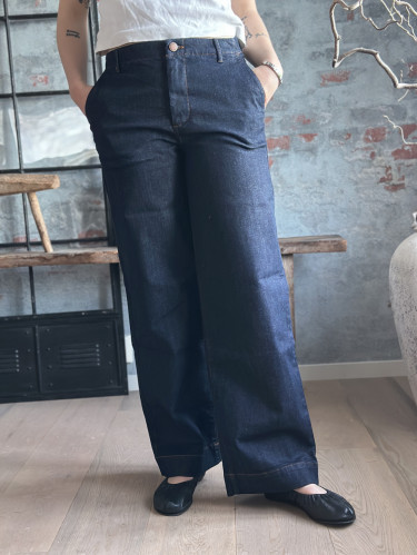 Erica 420 Dark Rinse/Regular