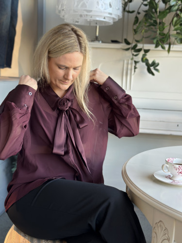 Lynne Shirt Aronia