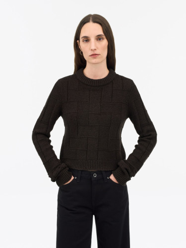 Marie Triumph Steel Genser