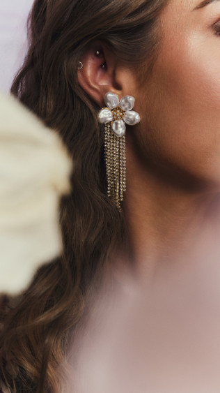 Blossom Earring Gold Tone Damli