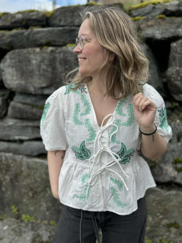 Pine 2/4 Tie Top Star White/Pine Embrodery