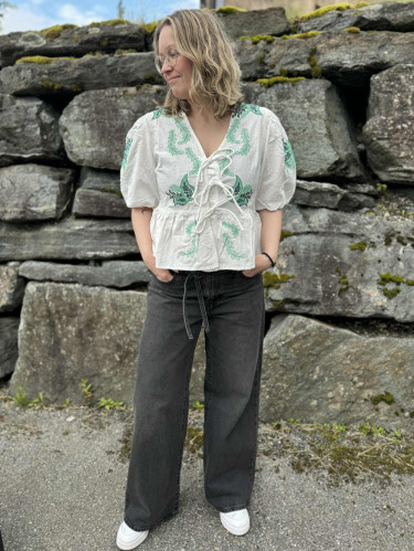 Pine 2/4 Tie Top Star White/Pine Embrodery