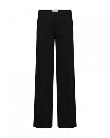 Solvej Straight Short Black